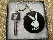 BEAUTIFUL COLLECTIBLE MEMBERSHIP PLAYBOY KEY ON A PLAYBOY LOGO FOB KEY CHAIN!