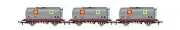 Hornby R60260 OO Gauge Shell-Mex, TTA Tank Wagon Triple Pack - Era 8