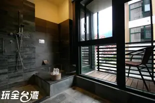 山那邊溫泉會館Onsen villa