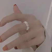 在飛比找momo購物網優惠-【MoonDy】鏤空戒指 花戒指 蕾絲戒指 女戒指 純銀戒指