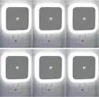 Night Light 0.5W Plug in Night Light Smart Sensor Dusk to Dawn Sensor LED Lamp，B