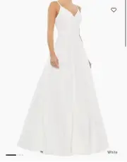 Mac Duggal White Spaghetti Strap V-Neck Dress | Spring Summer Wedding | Size 2