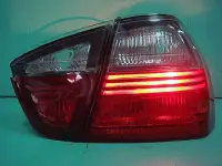 在飛比找Yahoo!奇摩拍賣優惠-》傑暘國際車身部品《 BMW E90 紅黑光柱型尾燈一組65