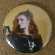 Cat Woman '66 Pin Back Badge *