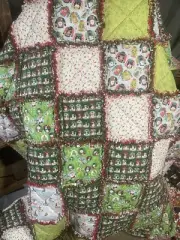 Christmas Snow Globe & Sweater Rag Quilt