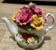 Rare-ROYAL ALBERT Old Country Roses Musical Flower Teapot, Wind Up Music Box