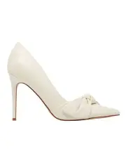 [Nine West] Fanz Pump in Ivory