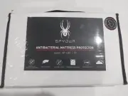 Brand New Spyder Antibacterial Mattress Protector Size Queen White Sheet Bed Top