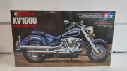Moto Yamaha XV 1600 Roadstar Custom Bike Model Chopper 1-12 Tamiya 14080