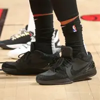 在飛比找PChome24h購物優惠-NIKE 籃球鞋 KOBE 4 PROTRO BLACK 全