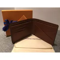 在飛比找蝦皮購物優惠-二手 Louis Vuitton LV M60895 男用短