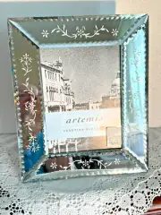 Venetian Style Beveled Scalloped Rectangle Mirror Picture Frame Easel Back BNIB