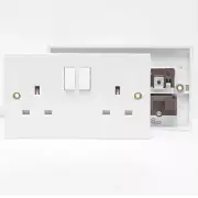 13 Amp White Plastic Switched Plug Sockets UK Light Electrical Wall Socket