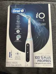 Oral-B iO Series 5 Electric Toothbrush with Brush Head 'White'