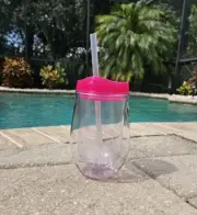 Bev2Go Acrylic Travel Wine Glass 10 oz Double Wall Insulated, Pink Lid w/Straw