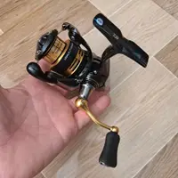 在飛比找蝦皮購物優惠-Daiwa Legalis LT - 2023 誘餌釣魚機,