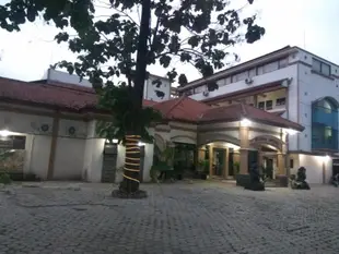 斯拉根格拉哈飯店Graha Hotel Sragen