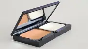 Bobbi Brown Skin Weightless Powder Foundation 7.5 Warm Walnut 0.38 oz