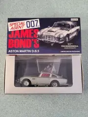 2015 Special Agent 007 ASTON MARTIN DB5 (Silver) James Bond Die-Cast 50th Corgi