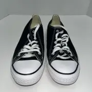 Unisex Converse Low Top Black Size 9M 11W
