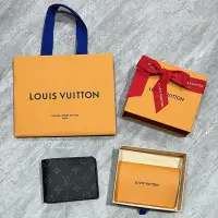 在飛比找蝦皮購物優惠-【小榕國際精品服飾】Louis Vuitton LV專櫃款短