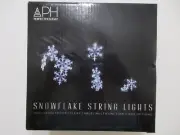 PERFECT HOLIDAY LED SNOWFLAKE STRING LIGHTS 6PC PLUG IN 8 FUNCTION WHITE - NEW