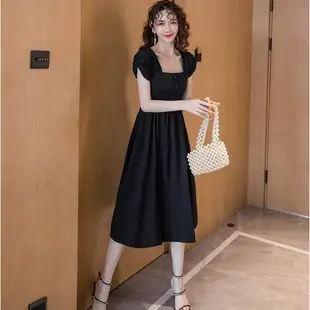 洋裝 連身裙S-XL新款法式桔梗復古收腰顯瘦赫本風方領小心機氣質小黑裙G619-8171.胖胖美依