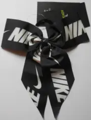 Nike Game Ready Ponytail Holder Adult Unisex Black/White