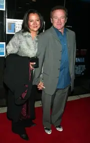 Robin Williams & wife Marsha Garces Williams at 2002 Tribeca Film - Old Photo 2