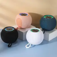 在飛比找ETMall東森購物網優惠-Bluetooth Speaker 七彩燈插卡音響桌面家用喇