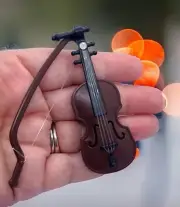 World's Smallest Violin & Bow Novelty Miniature Decorative Gag Gift Tiny Mini