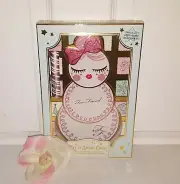 Too Faced Let It Snow, Girl! Eyeshadow Bronzer Face Palette Holiday Gift Set
