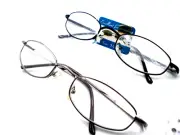 Power +1.50 Quality Brand Reading Glasses 2 pair spring temple Men Women