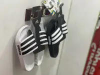 在飛比找Yahoo!奇摩拍賣優惠-慶豐體育👟adidas Adilette Cloudfoam