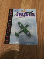 IN AIR DIECAST FLYERS Spitfire PLANE 16009 NIP