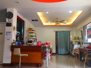 芭東貝奈特小屋民宿Benetti Lodge Guesthouse Patong