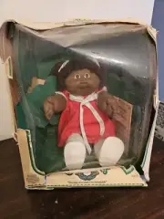 Vintage 1983 Cabbage Patch Kids Doll African American Girl In Box Complete.