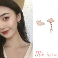 在飛比找momo購物網優惠-【MISS KOREA】韓國設計S925銀針雲朵閃電太陽造型