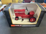 1/6 International 1026 Pedal Tractor Toy ￼