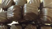 Dark Chocolate Vanilla Caramels Candy 8 oz Gift Box