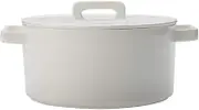 Maxwell and Williams Epicurious Round Casserole 2.6L White Gift Boxed