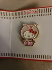 PORK KIDROBOT CUP NOODLES HELLO KITTY ENAMEL PIN SERIES NEW