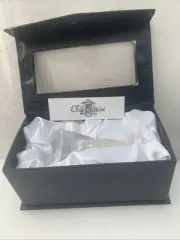 Oleg Cassini Crystal Monogram Letter L Bottle Stopper