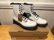 Doc Martens Dr.Martens (1460 W) 8 Eye Leather Boots WHITE SMOOTH Size 8 New