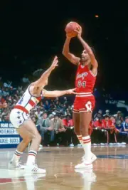 Reggie Theus of the Chicago Bulls1981 Basketball Photo 1