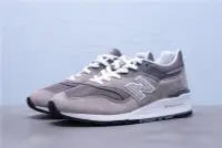 在飛比找Yahoo!奇摩拍賣優惠-New Balance 997 復古 麂皮 網布 灰 休閒運