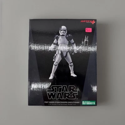 Star Wars Kotobukiya ArtFX First Order Stormtrooper Executioner. 1/10