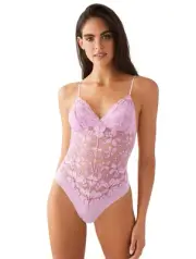b.tempt'd by Wacoal 936209 b.tempt'd Feeling Famous Bodysuit