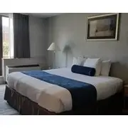 Marco LaGuardia Hotel & Suites