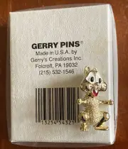 Vintage Gerry Chipmunk Brooch Enamel Textured NOS Original Box Pin
